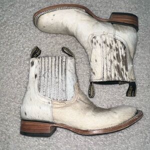 Women’s cowhide booties